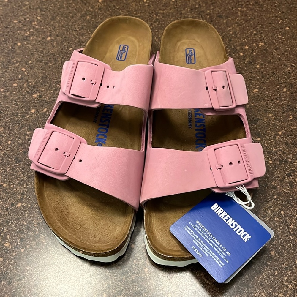 NWT Pink Birkenstock sandals